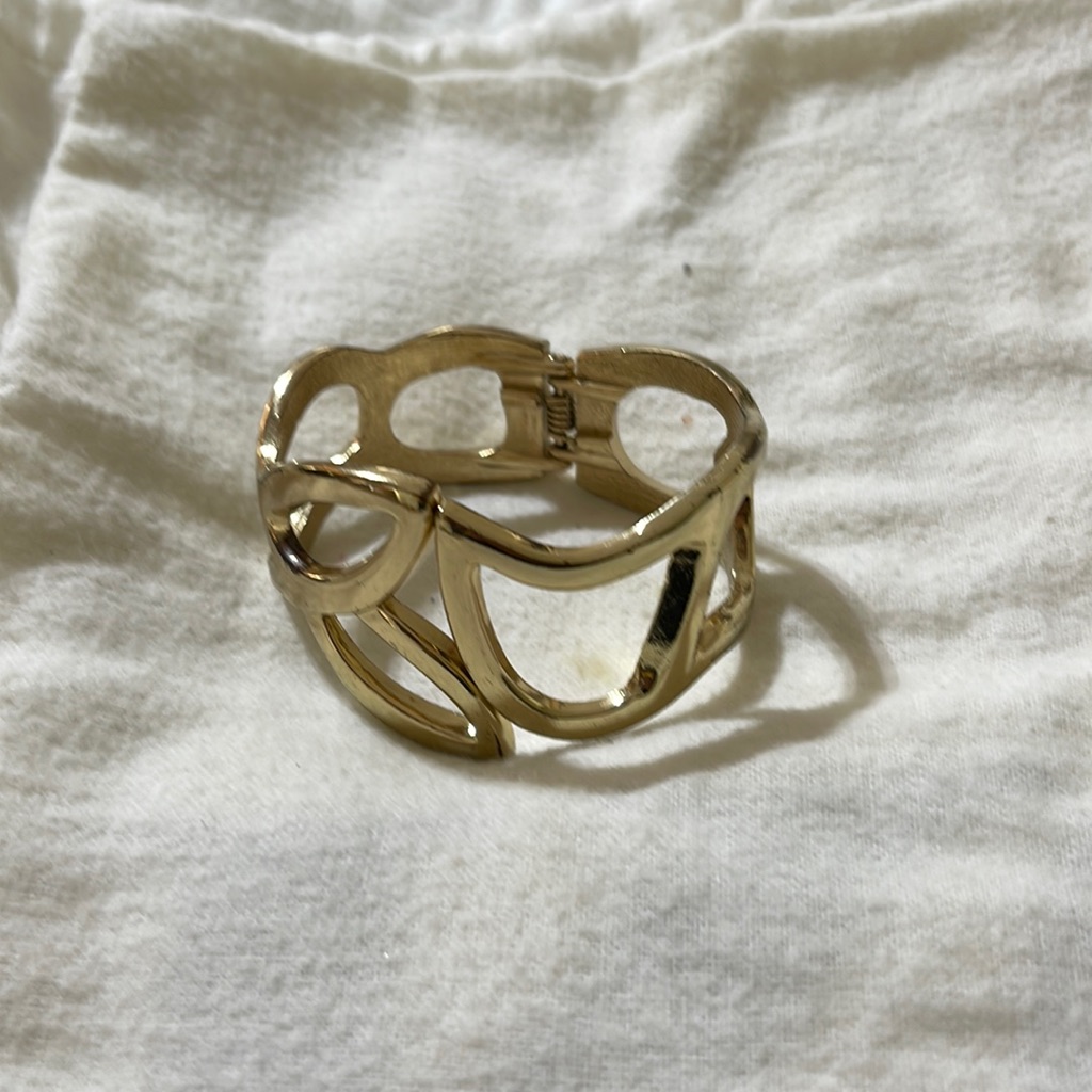 Express Bracelet Cuff
